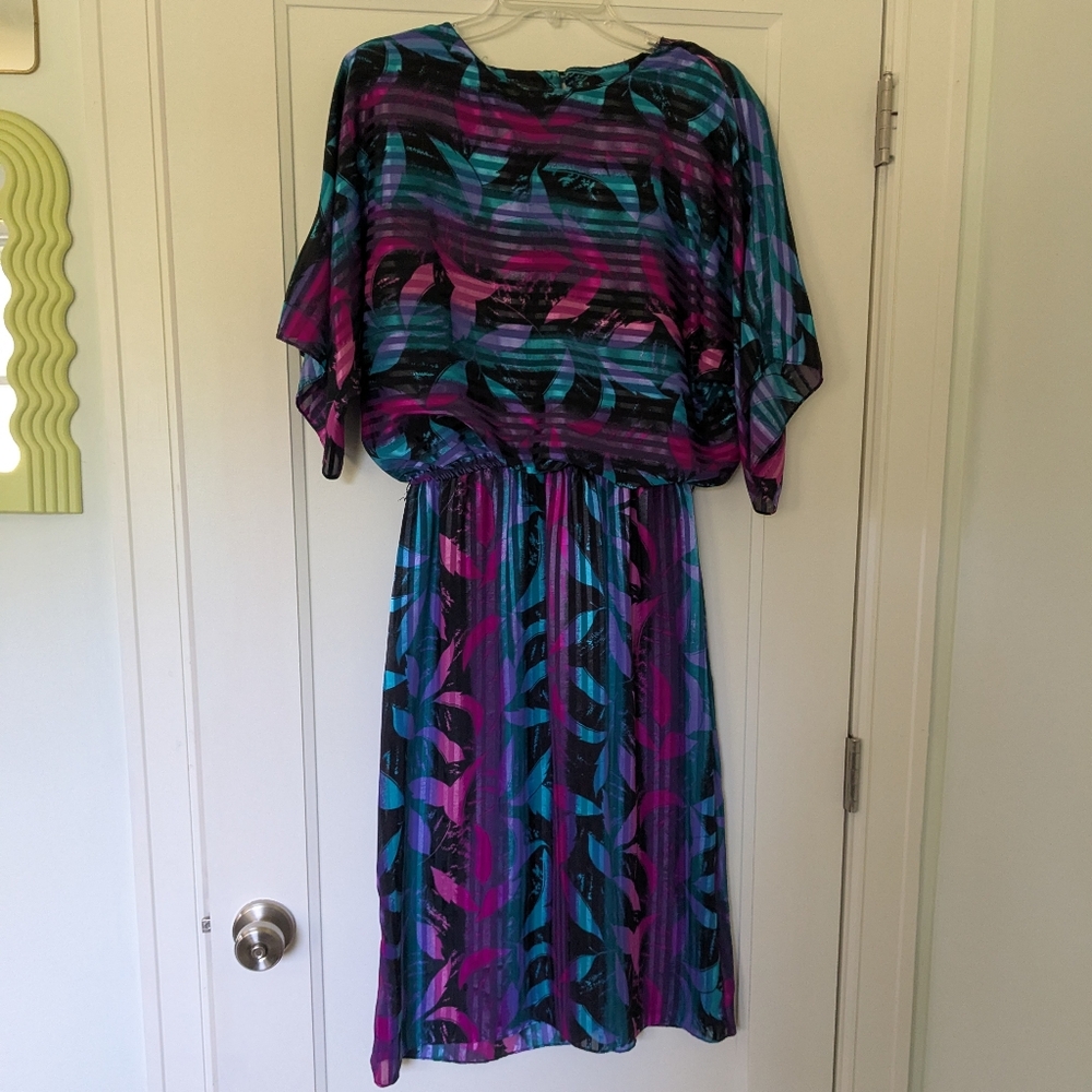 Alexis Fashions Inc retro vintage 80's vibrant colored dress 10